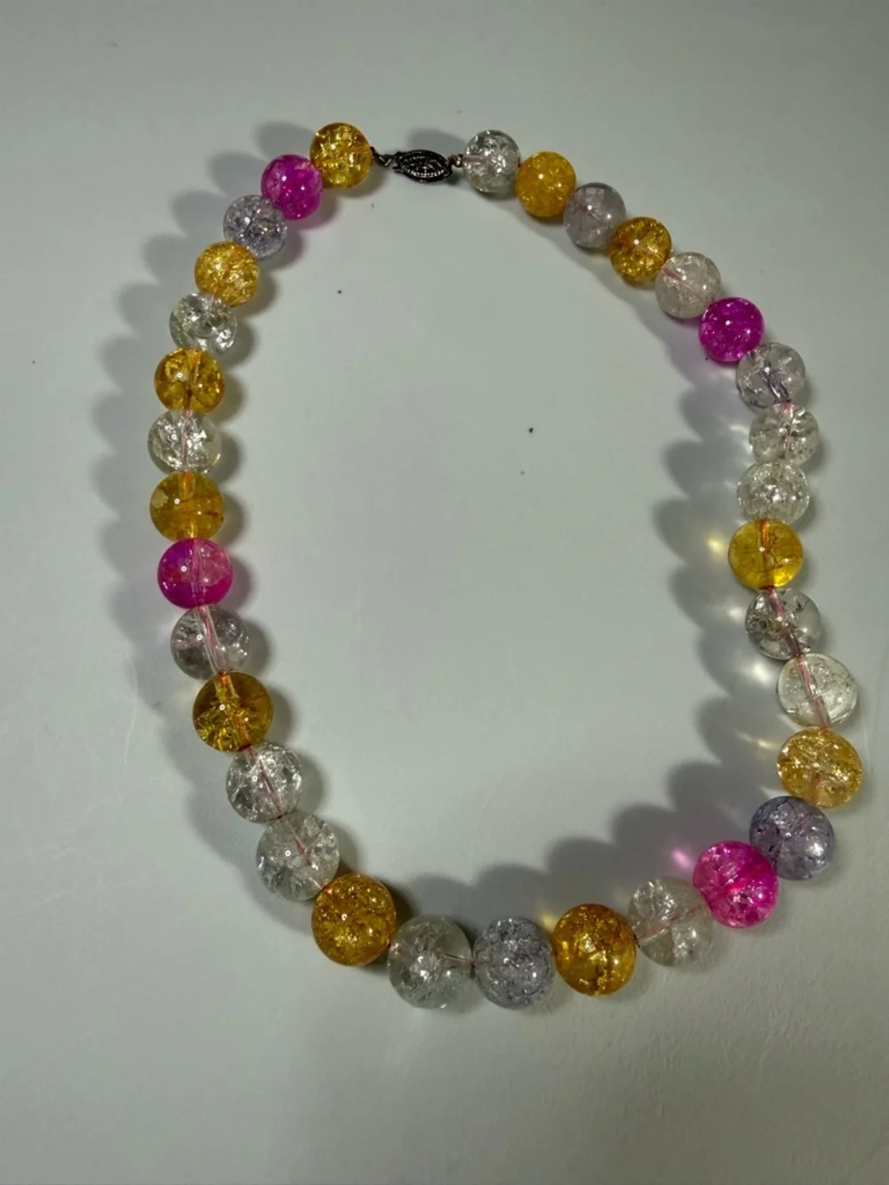 Vintage (1950s-60s) Multicolor Crackle Glass Bead Necklace V7